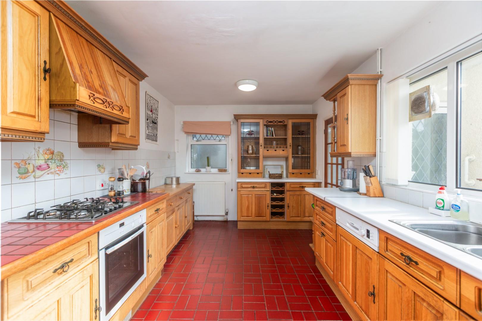 Summerland Lane, Newton, Caswell, Swansea, SA3 4RS